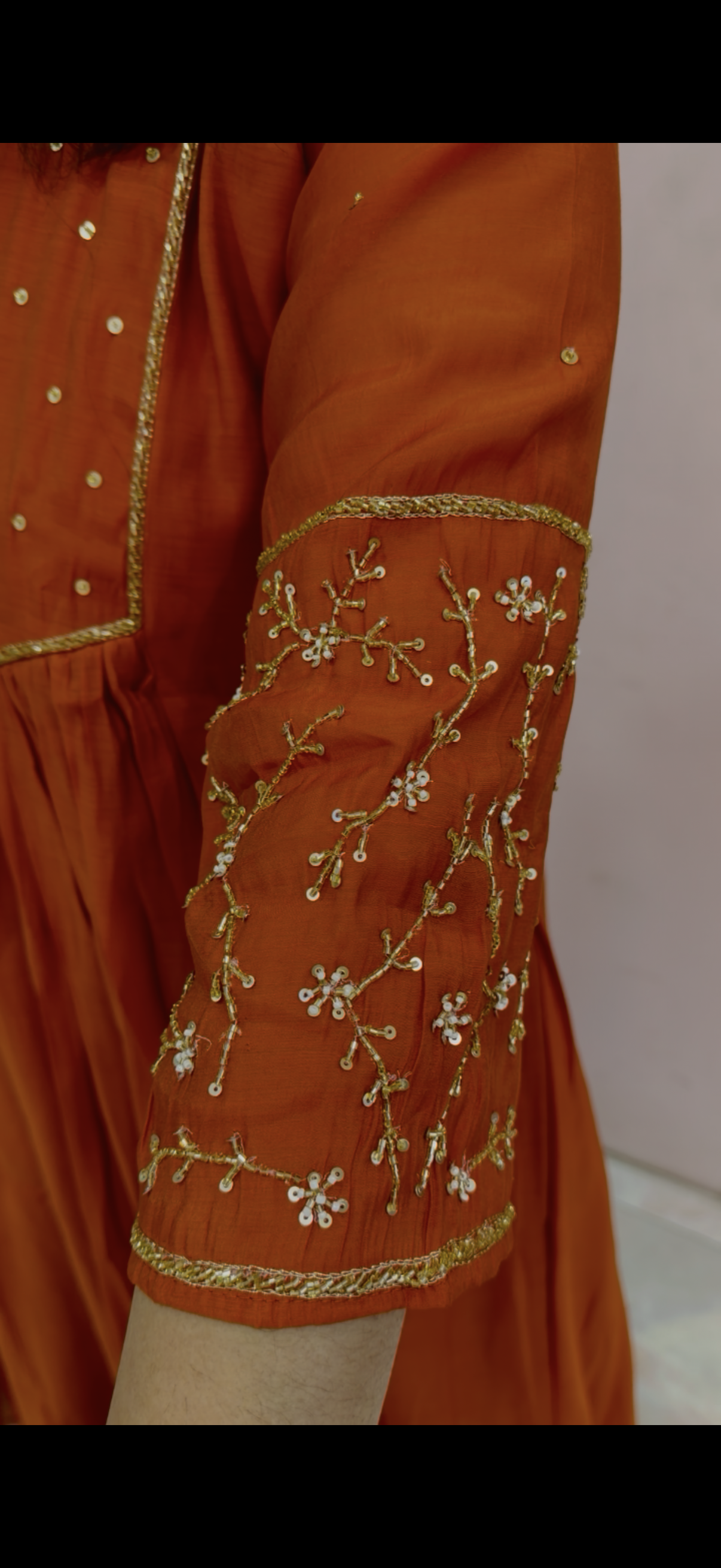 Mul Chanderi A-Line Suit – Hand Embroidered Sleeves HOA0222