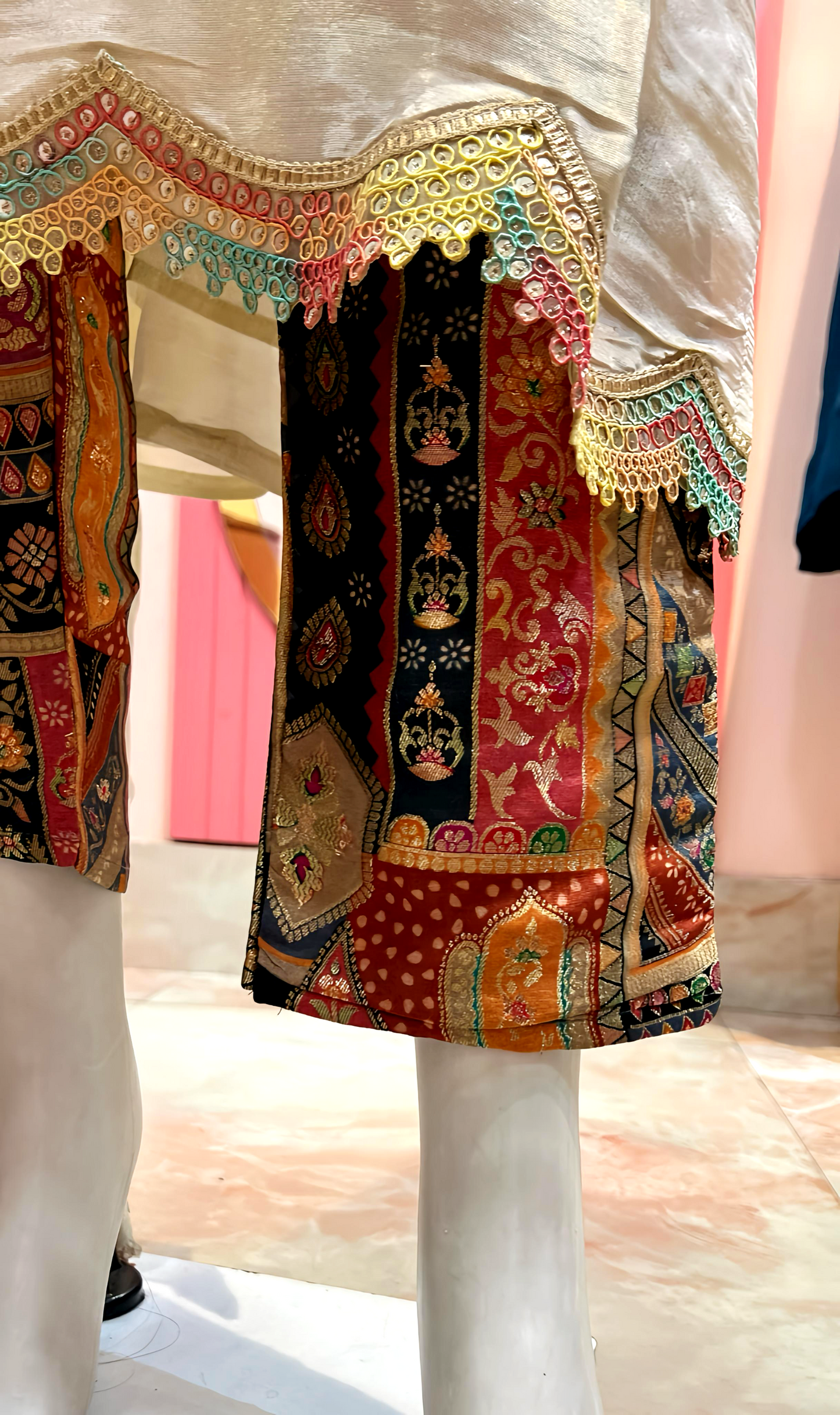 IVORY SHIMMER BROCADE DUPATTA SETHOA0153