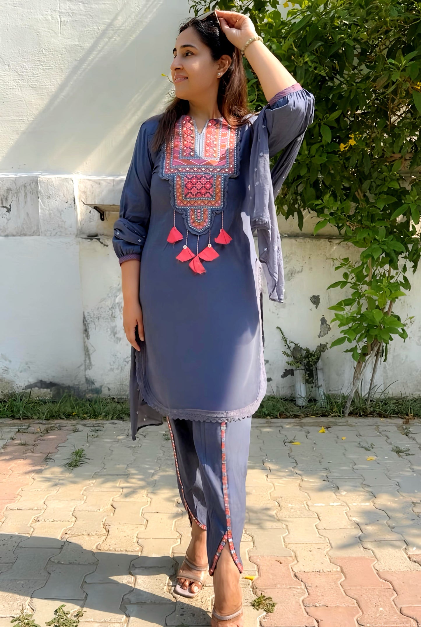 Ryna smart outfit with apple cut pants HOA053