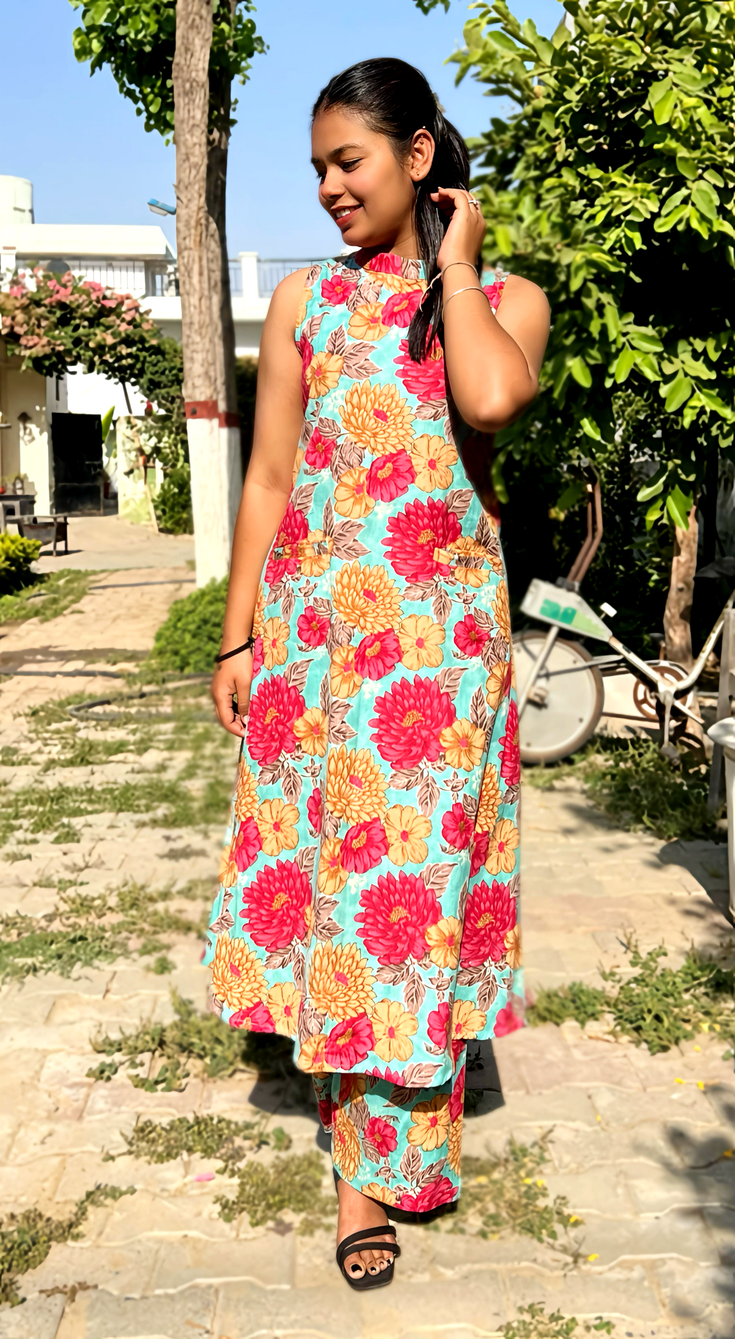 Beautiful Halter Neck and Smart Culottes and Front Pockets HOA026