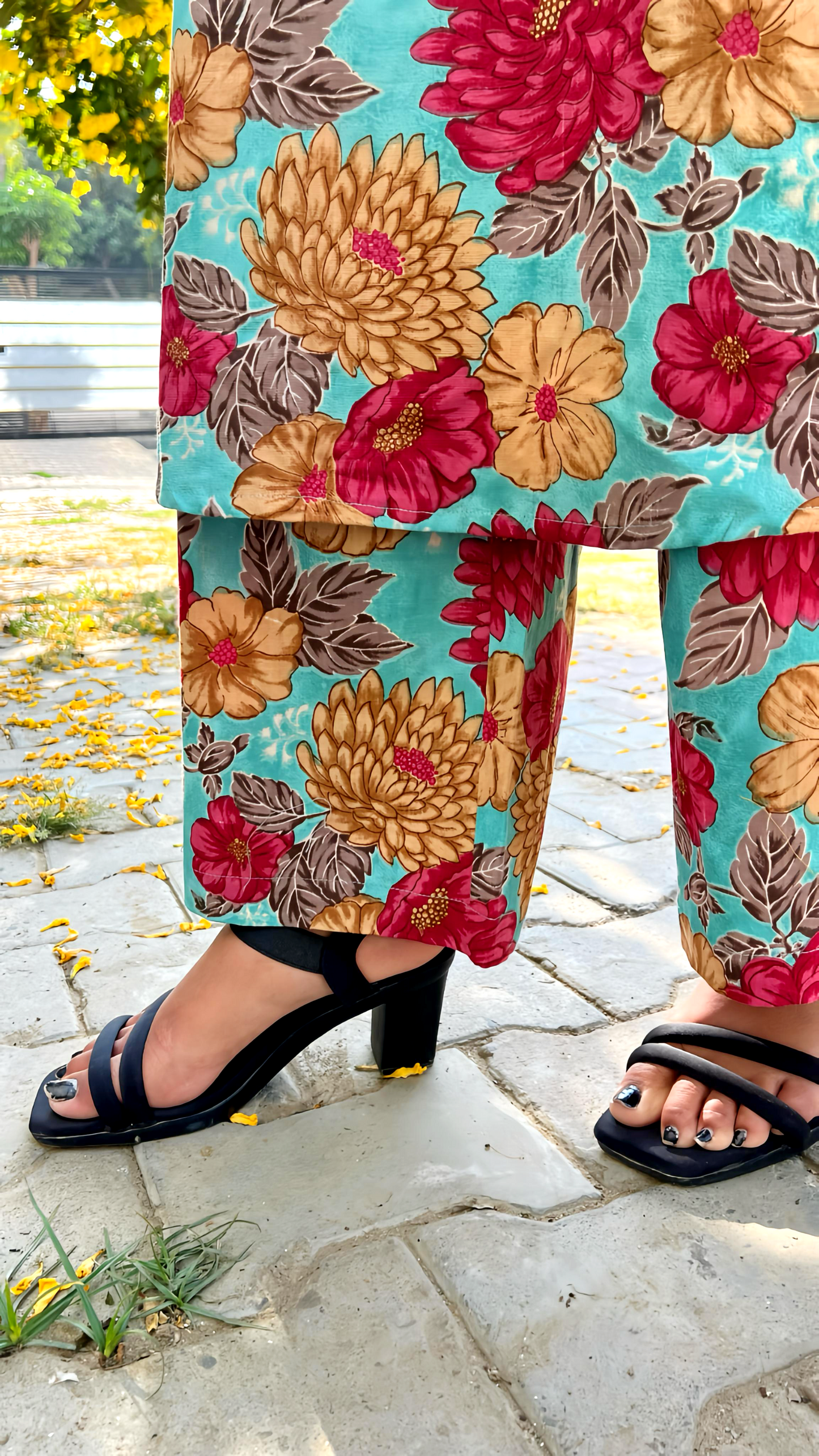 Beautiful Halter Neck and Smart Culottes and Front Pockets HOA026