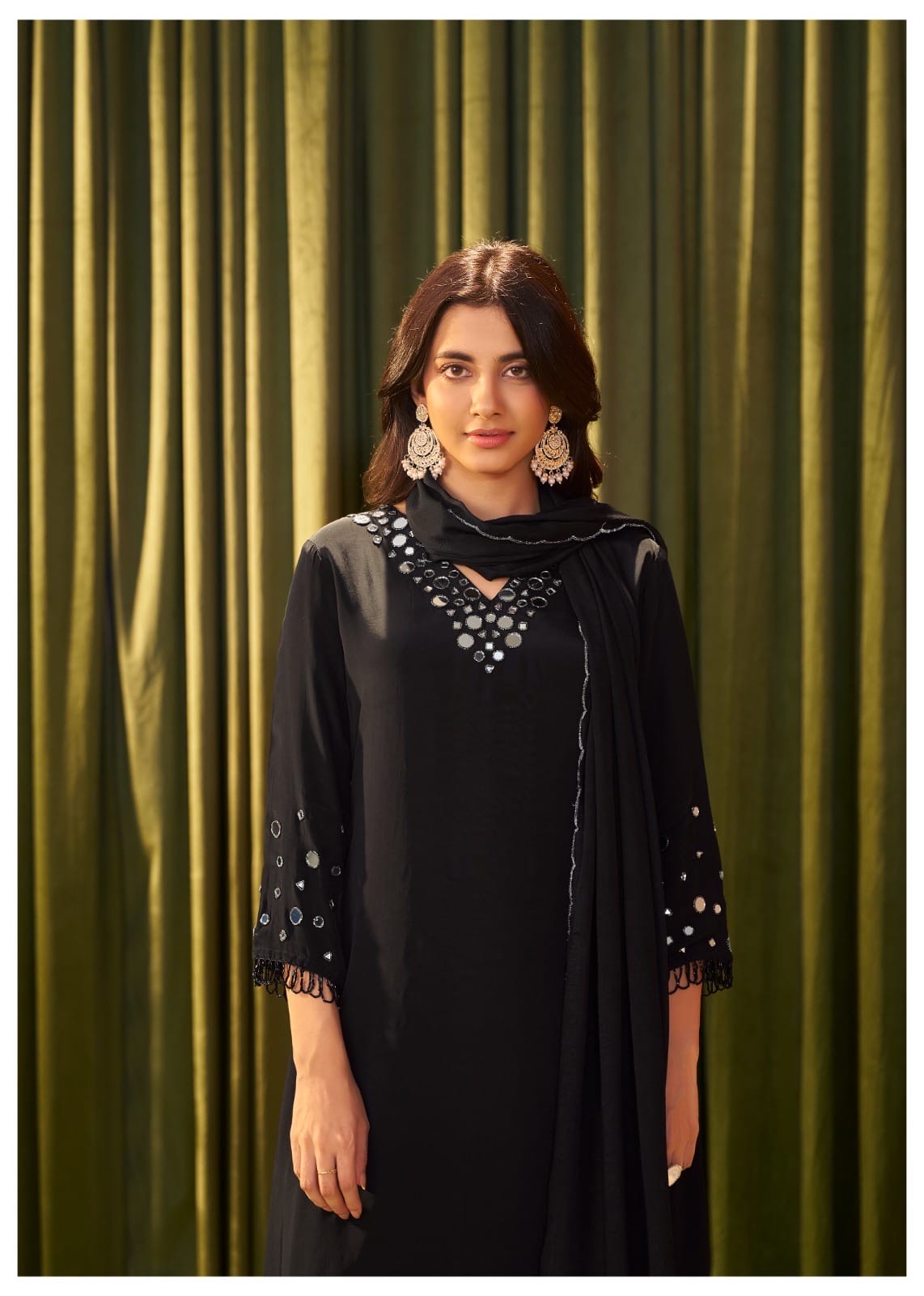 SYRA ONYX MIRRROR SUIT HOA072