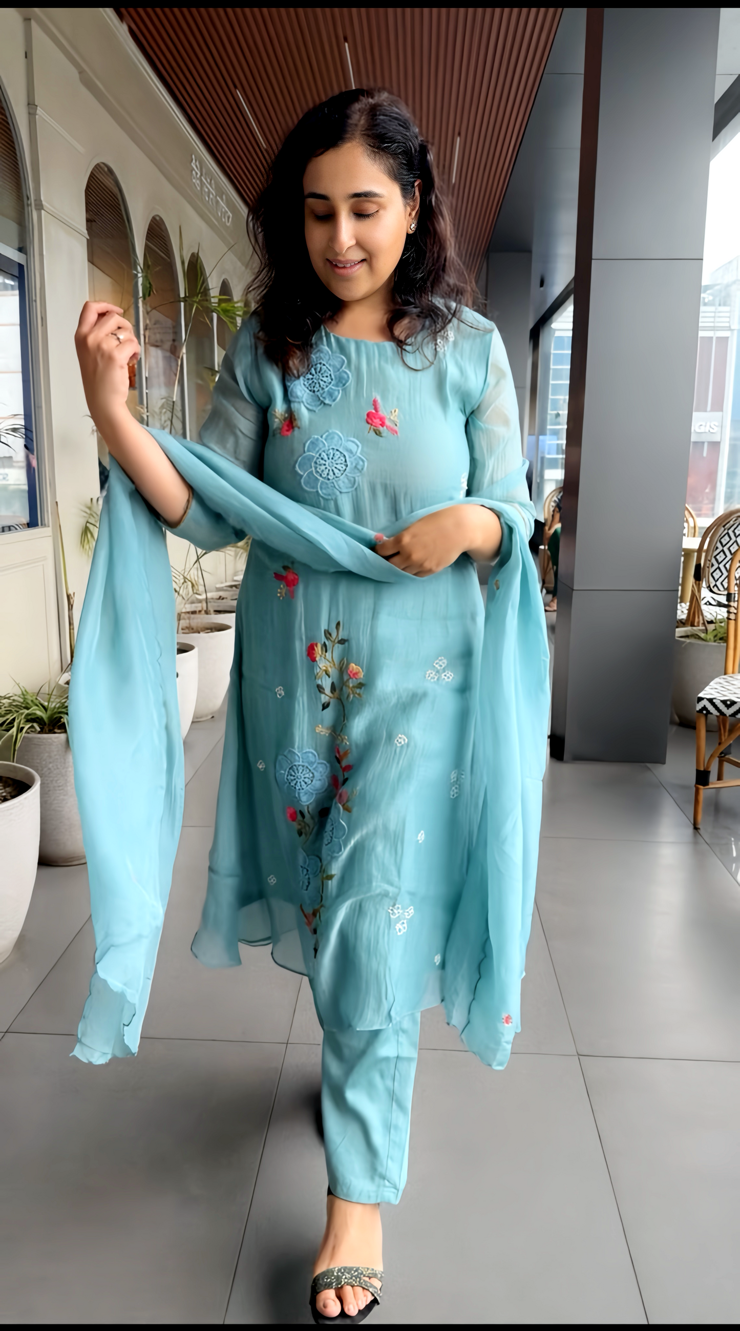 APPLIQUE KNOT DUPATTA SET HOA0215