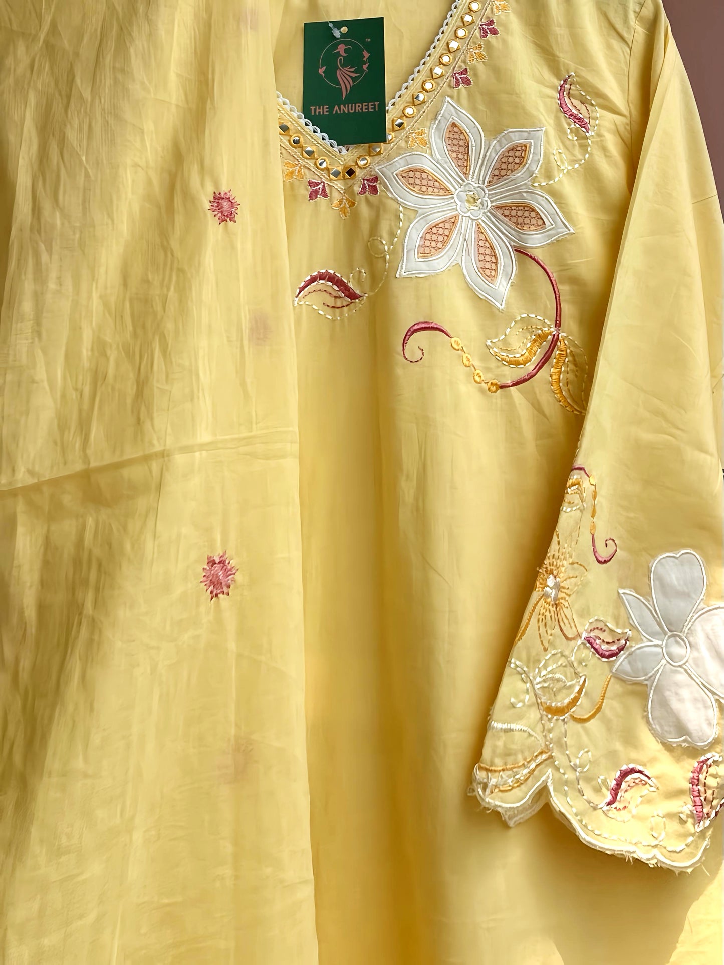 Butter Yellow Mul Cotton Suit – Applique Work Dupatta HOA0227