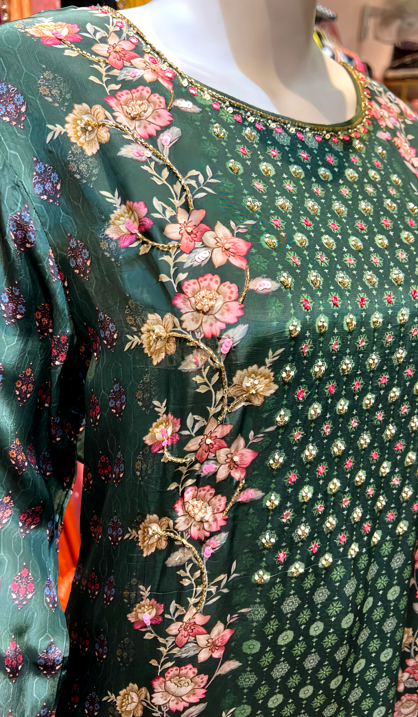 PRIYANSHI CHINNON DUPATTA SET HOA0184