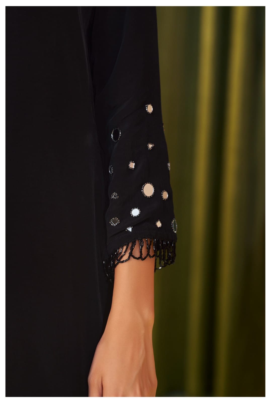 SYRA ONYX MIRRROR SUIT HOA072