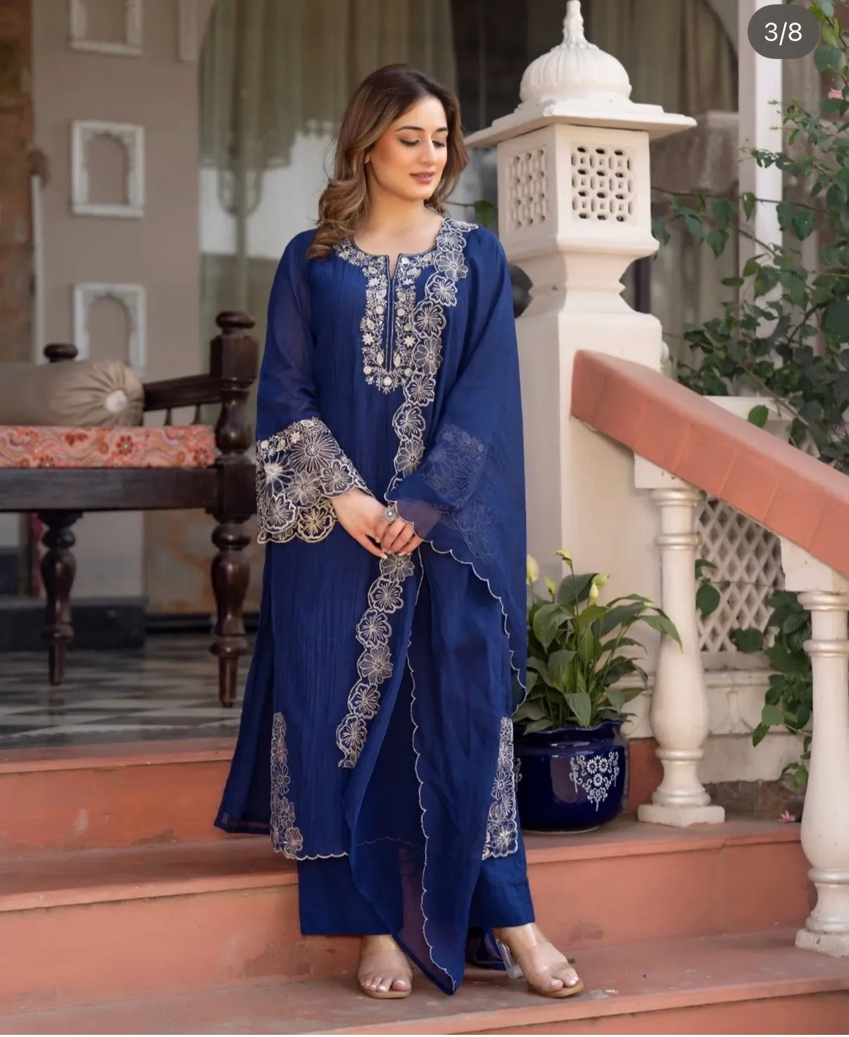 CRINLE TEXTURED PAKISTANI SUIT HOA0225