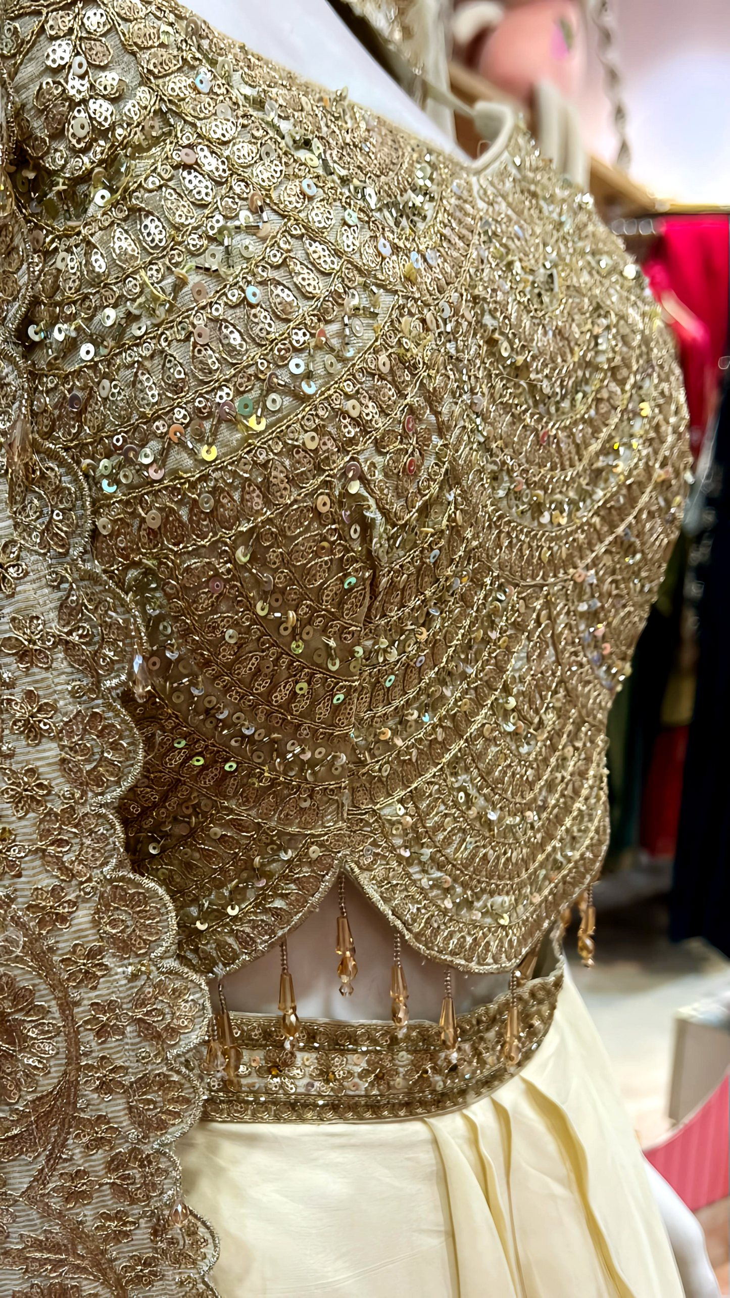 RIANA IVORY GOLD LUXE DRAPE SET HOA0182