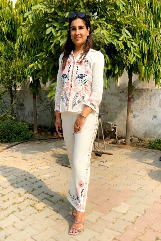 Beautiful Co-Ord Set With Embroidery Work HOA036