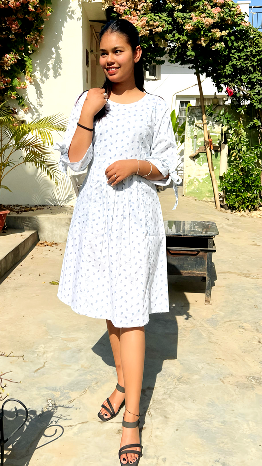 Cute Frock With sleeves With Bows HOA038