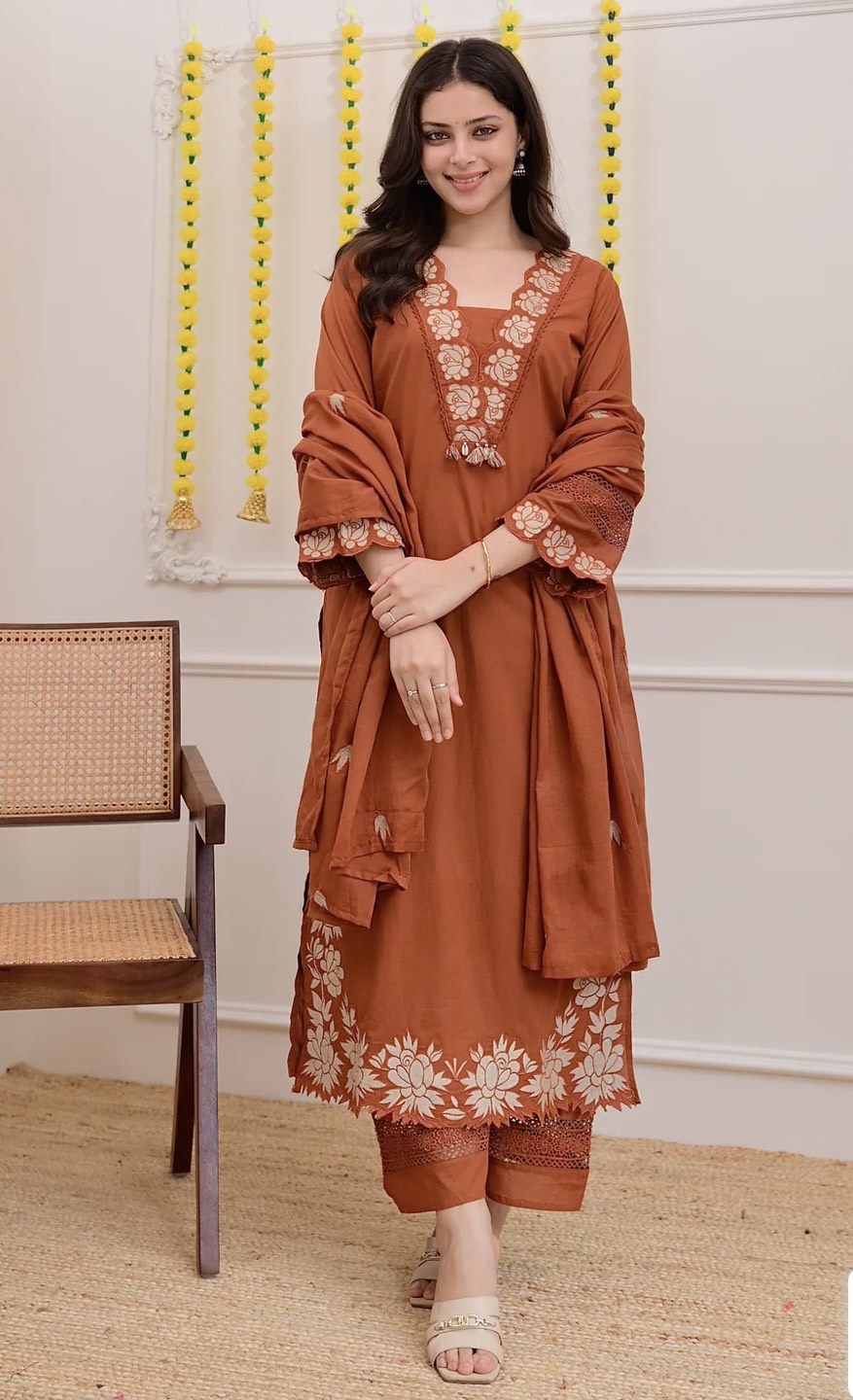 ANANYA PREMIUM COTTON DUPATTA SET WITH EMBROIDERY HOA0104