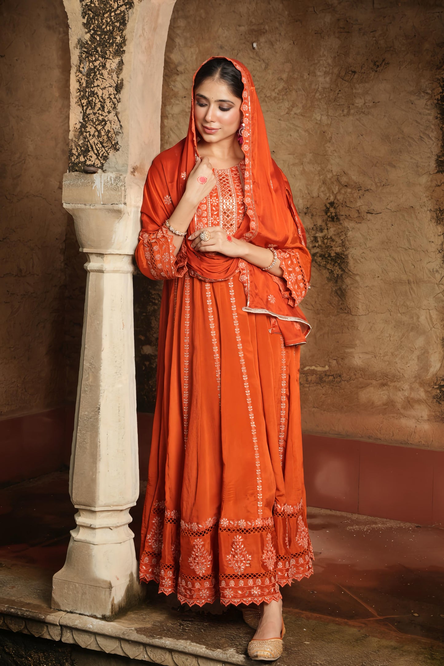 RAMYA TRADITIONAL LUXE ANARKALI HOA086