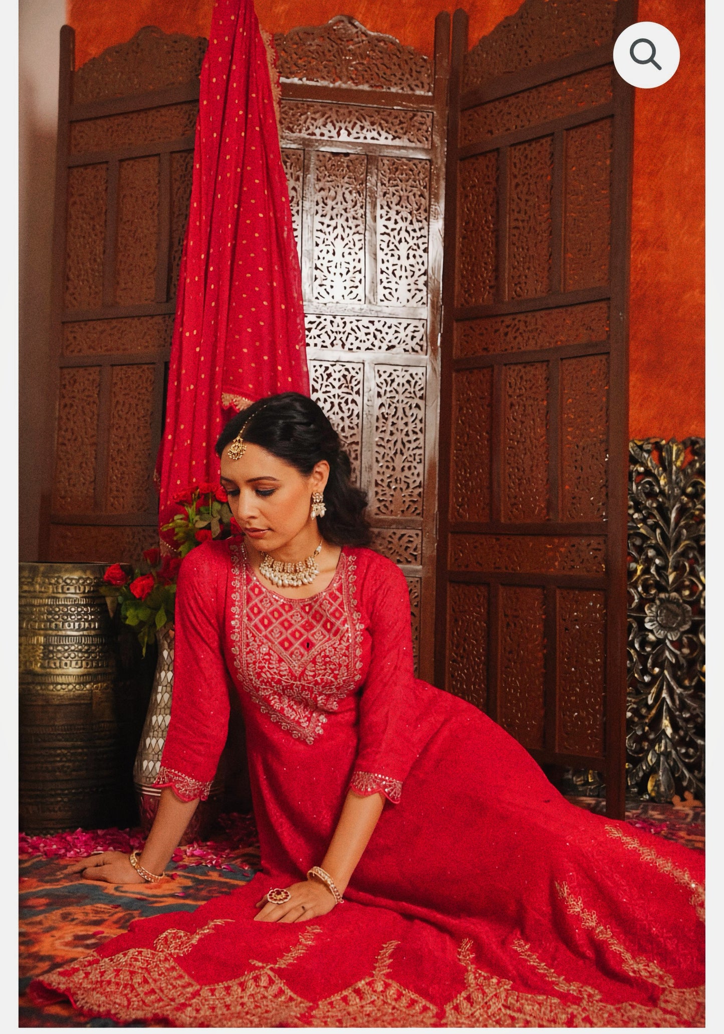 NIHARIKA RED ANARKALI HOA082