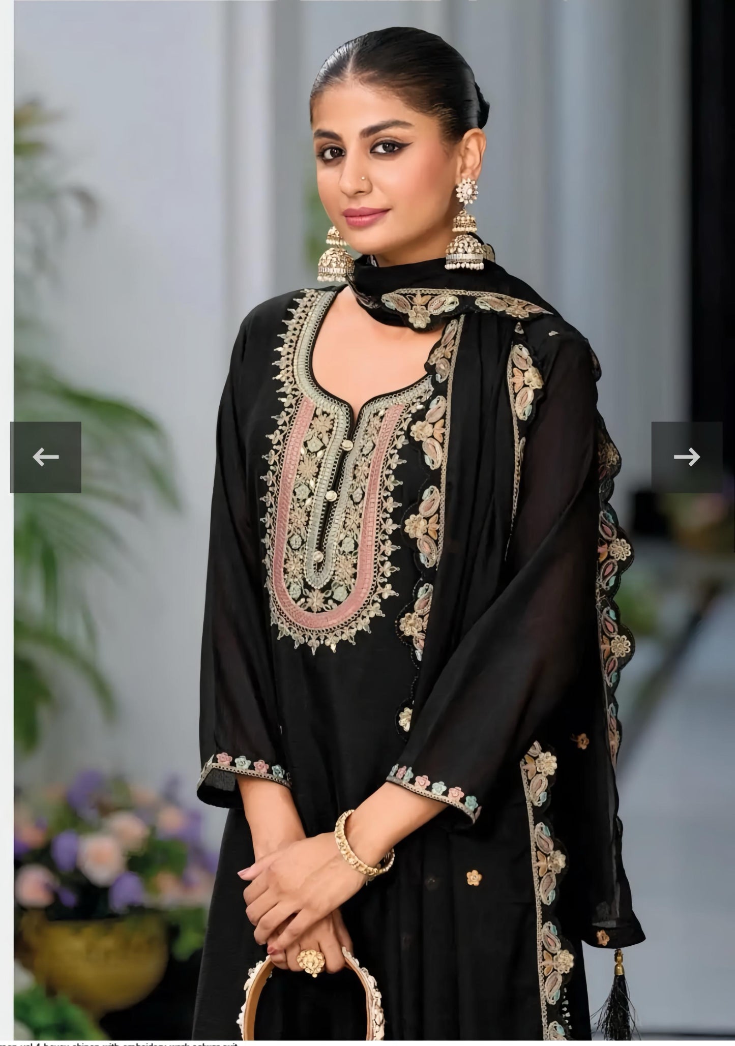 PUNJABI  DESIGNER OUTFIT HOA079