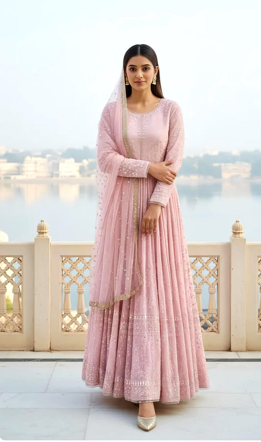 PRANSHI BEAUTIFUL GOWN HOA0123