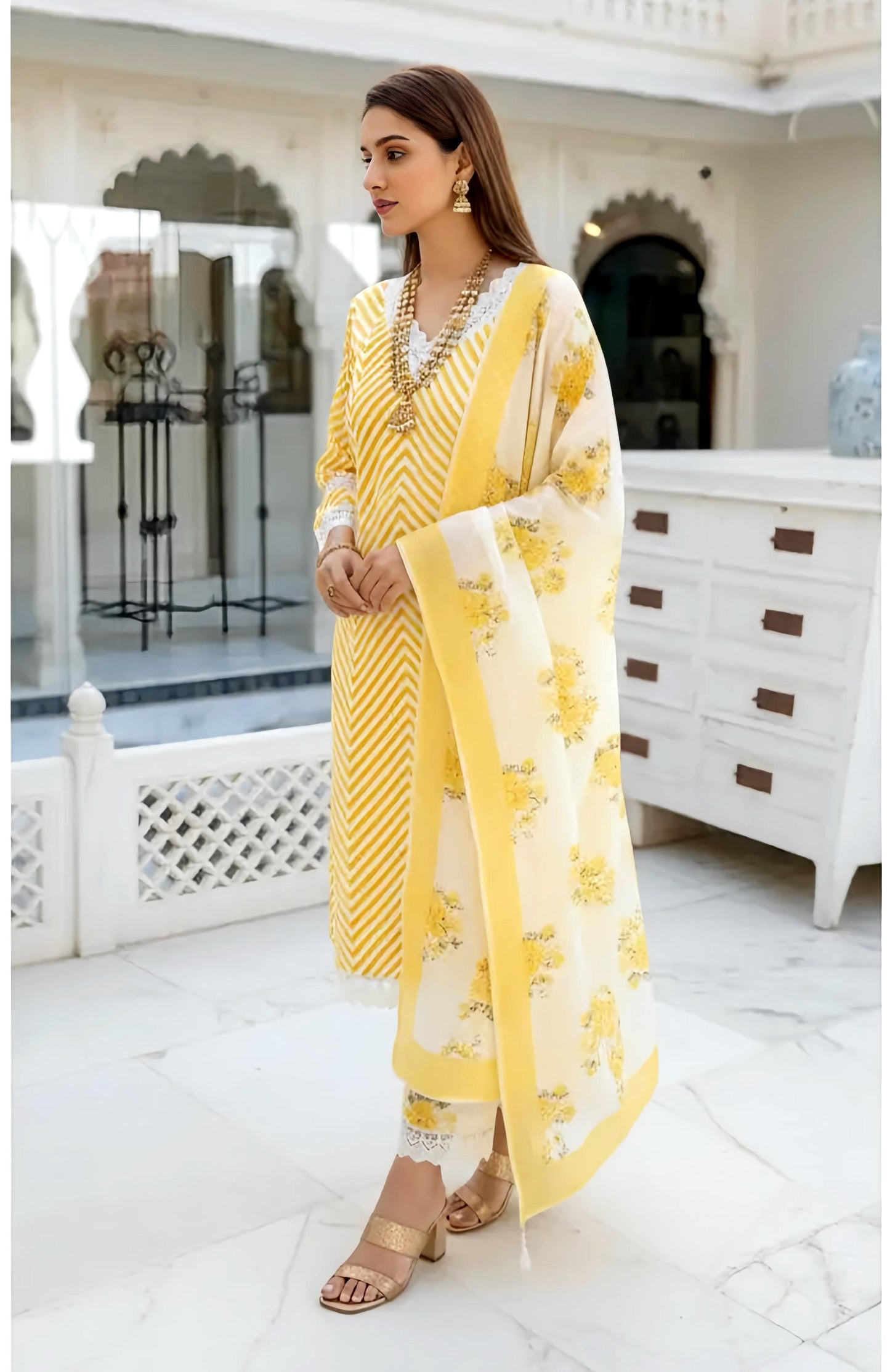 NUSRAT E ISHQ MUL COTTON FULL SUIT HOA0137