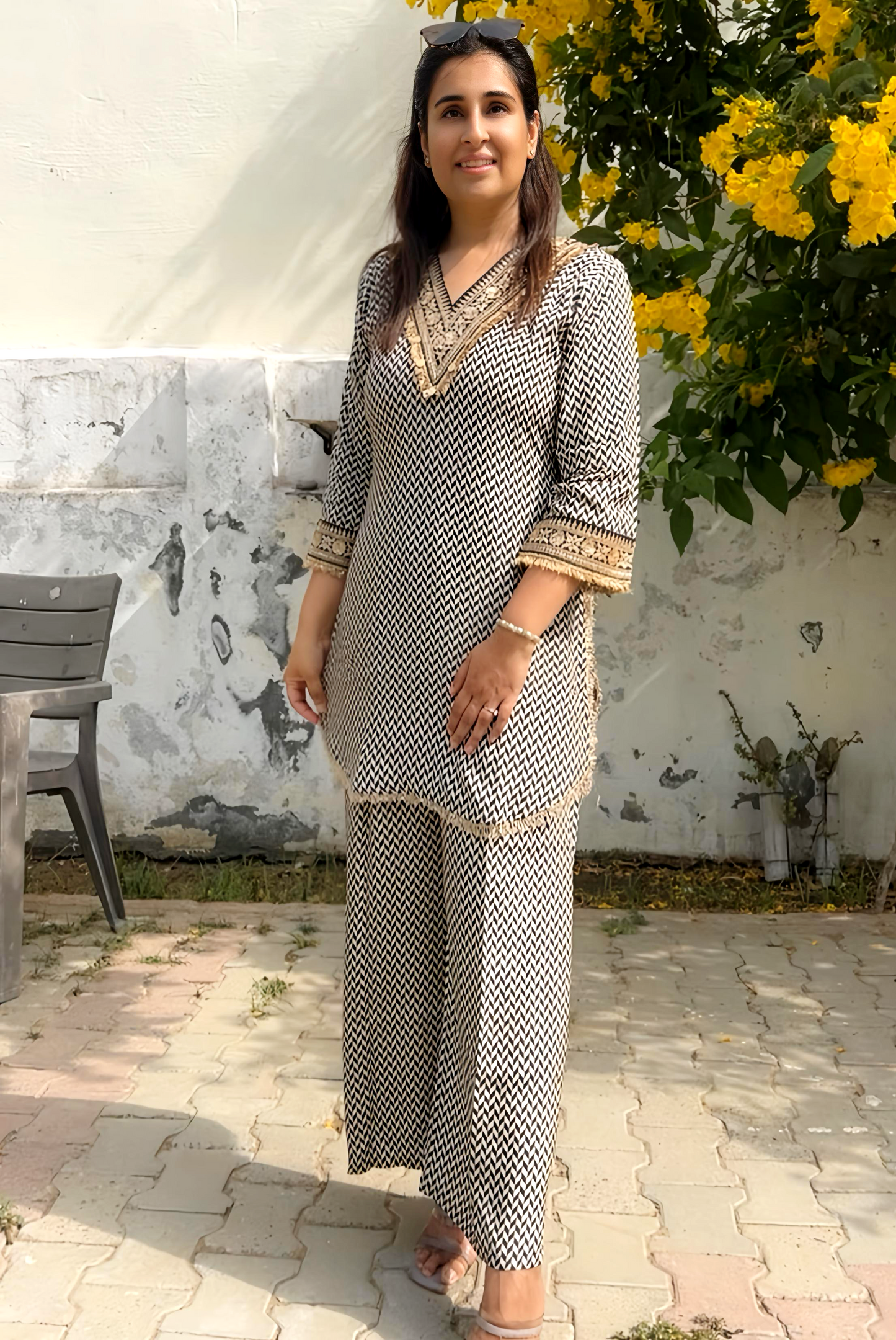 Stunning Co-Ord Set With Kiran Work HOA018